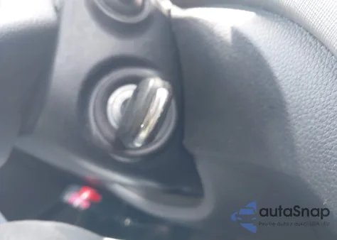 2017 Hyundai Santa Fe Sport 2.4L z USA, uszkodzony, nr VIN 5XYZTDLB8HG443490